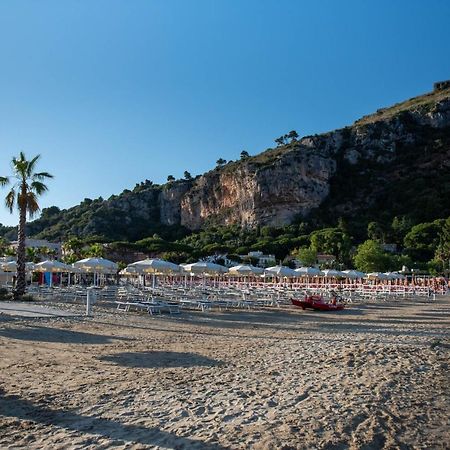 La Librata Boutique Hotel Terracina Exteriör bild