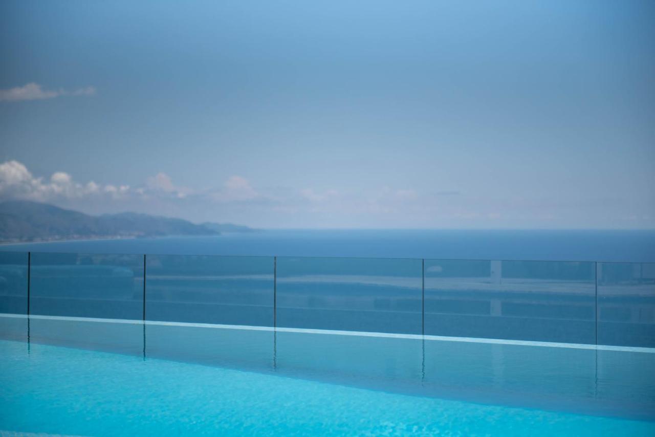 La Librata Boutique Hotel Terracina Exteriör bild