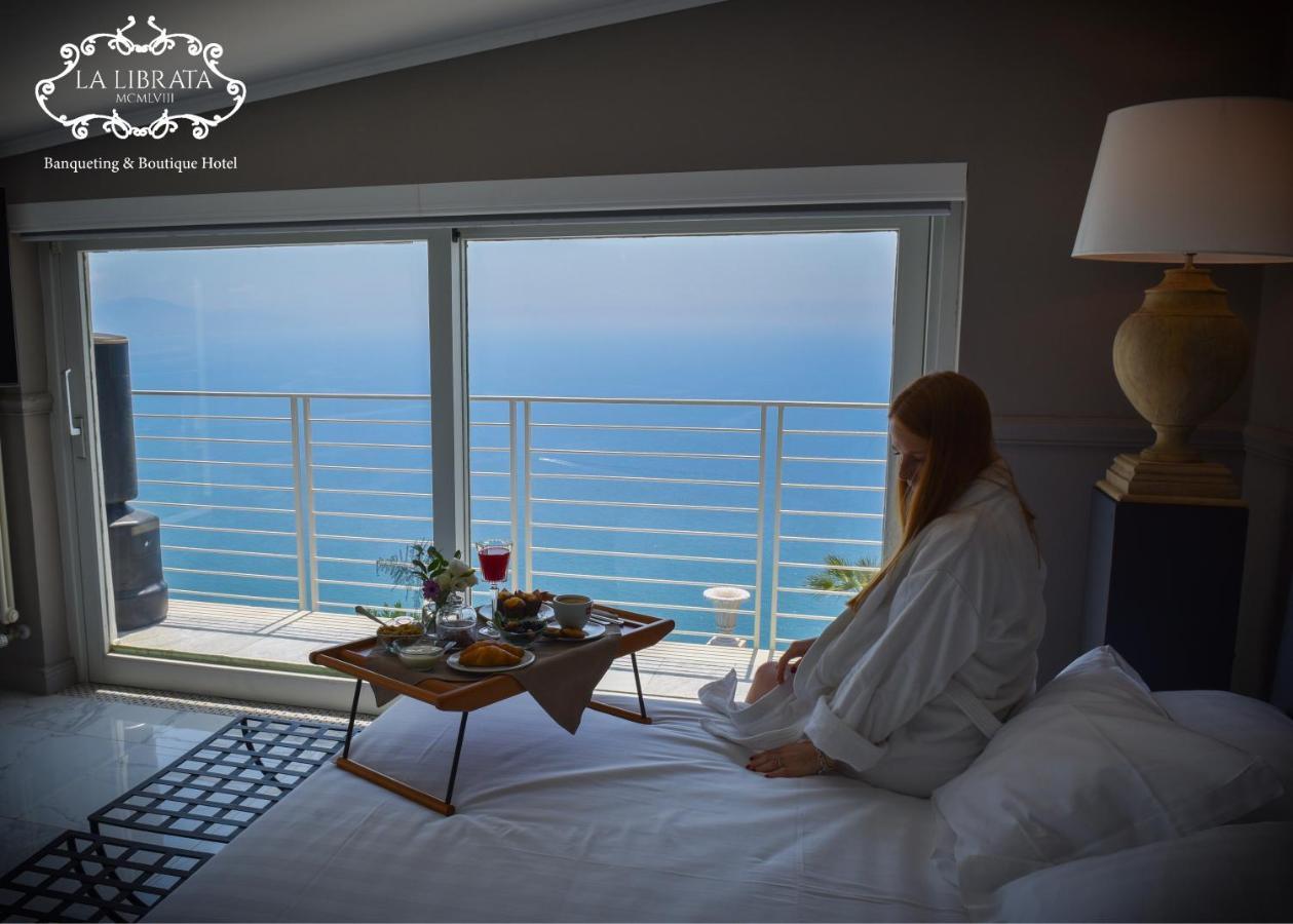 La Librata Boutique Hotel Terracina Exteriör bild
