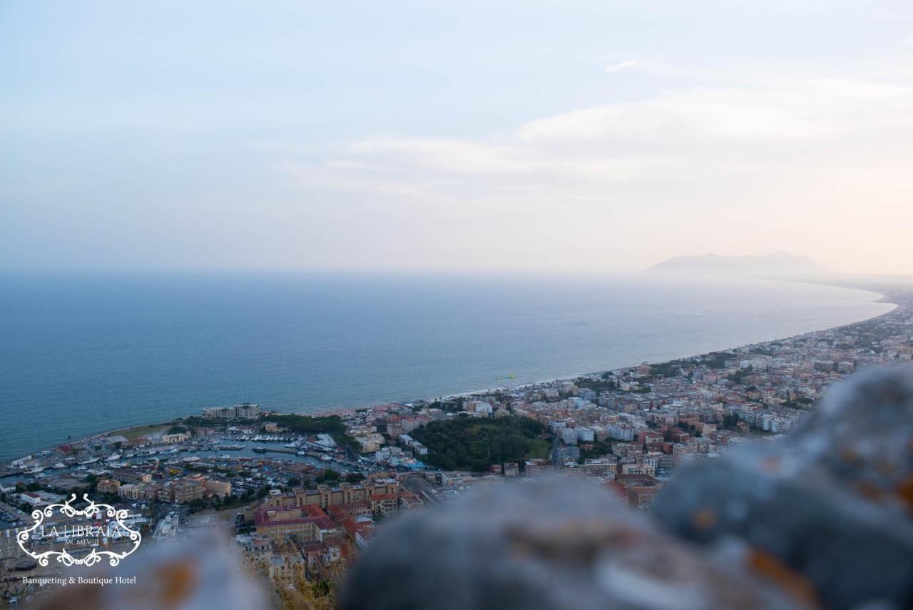 La Librata Boutique Hotel Terracina Exteriör bild